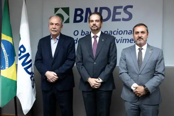 BNDES debate cooperação com PF e Interpol para combater lavagem de dinheiro e terrorismo