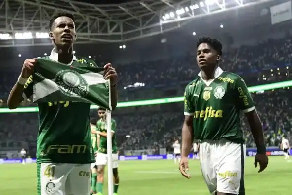 Palmeiras atinge R$ 2 bilhões em vendas de jogadores e supera Barcelona e Real Madrid
