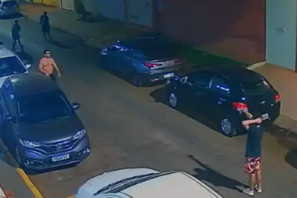 Policial Militar de Folga Interrompe Confronto Violento entre Homens Armados na Asa Norte