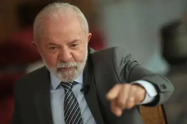 Lula convida banqueiros e empresários para jantar em Brasília