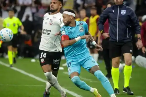 Neymar refuta críticas após triunfo sobre o Corinthians e destaca gosto por confrontos decisivos