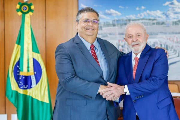 Após ser indicado por Lula ao STF, Flávio Dino declara: ‘A PF está a serviço da causa de Lula’