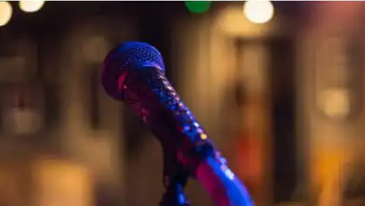 Lionel Richie é internado em UTI após sentir-se mal durante apresentação