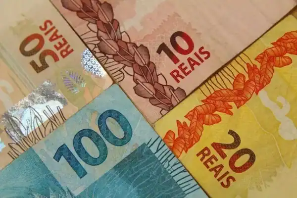 Instituições apontam risco fiscal como principal ameaça à estabilidade financeira, diz BC