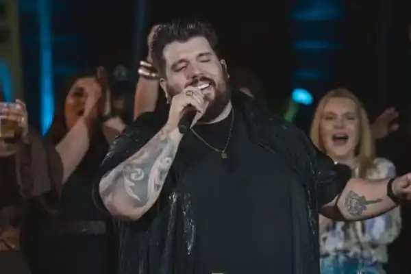 Sertanejo Panda quebra o silêncio após receber ameaças por cachê de Barretos