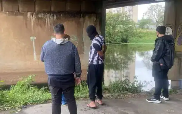 Vídeo revela suspeito refazendo trajeto macabro após esquartejar ex