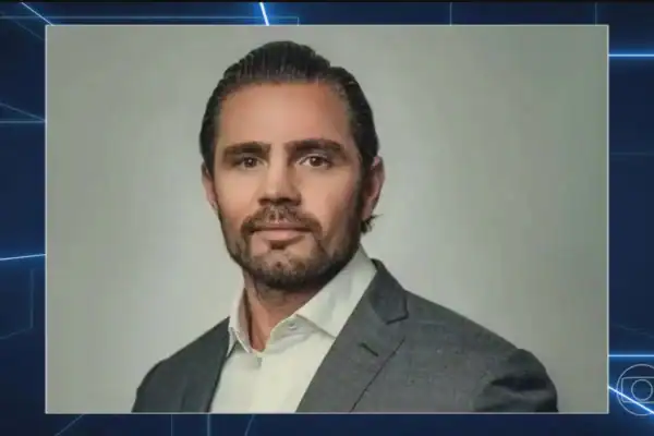 Mendonça afirma que celular de Vorcaro segue com a PF e cópia permanece lacrada em seu gabinete