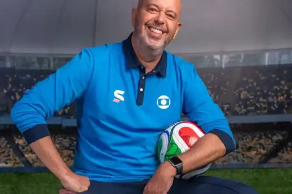 Alex Escobar afirma que episódio ao vivo assustador salvou sua vida