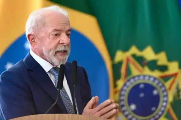 Lula anuncia combate a facções e promete retomar territórios dominados por criminosos