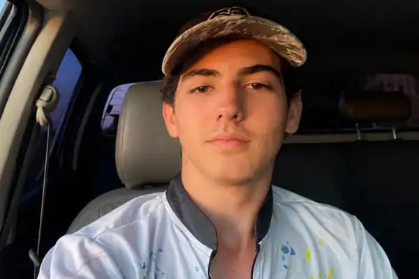 Jovem de 19 anos morre após um mês internado ao cair da carroceria de caminhonete