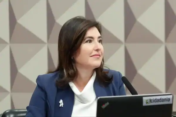 Simone Tebet defende freio urgente de arrumação no STF e reformas no Judiciário