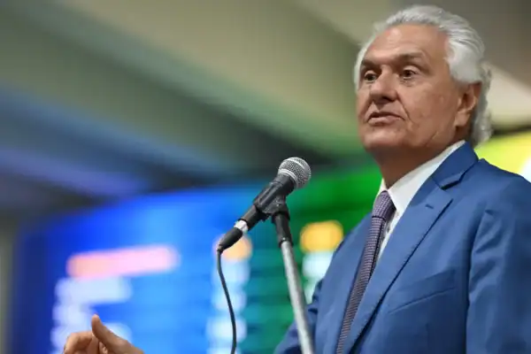 Caiado afirma que comportamento de Moraes não é compatível com cargo de ministro do STF
