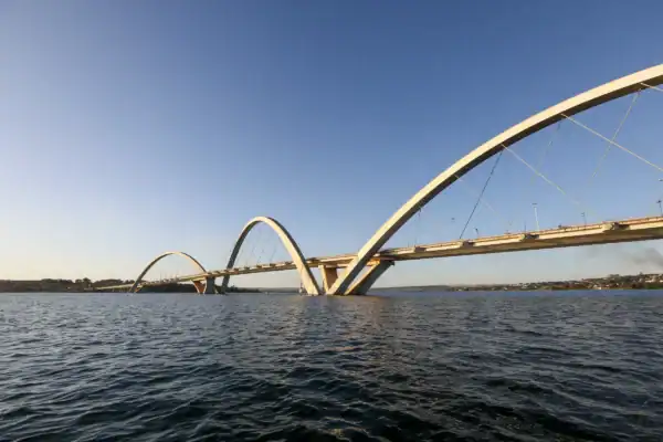 Policial da PMDF morre afogado durante exercício de mergulho no Lago Paranoá