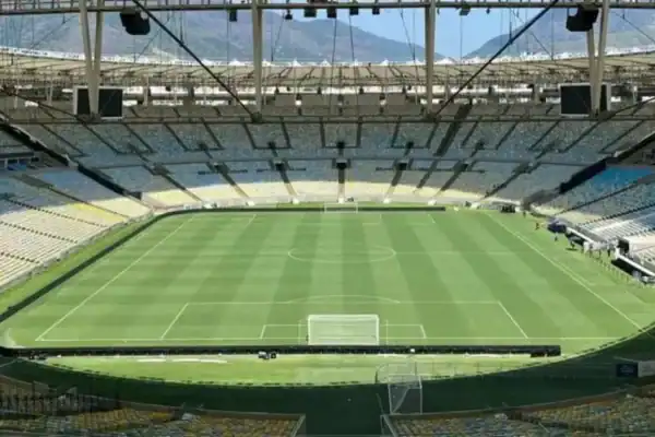 Gramado do Maracanã em más condições gera alerta na NFL para jogo no RJ