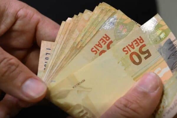 Receita Federal diminui projeção de arrecadação com dividendos em 2026