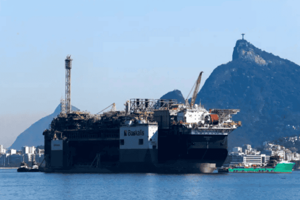 Arrecadação de petróleo e gás cresce 471% de janeiro a agosto de 2026