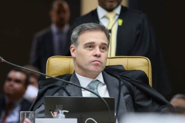 André Mendonça apresenta resposta completa às acusações de Moraes
