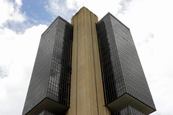 Mercado já precifica novo corte da Selic em 2026