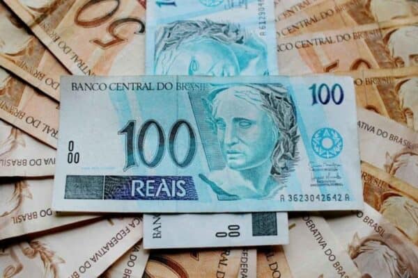 Fazenda diminui projeção do PIB de 2026 e prevê superávit de R$ 10,77 bi na meta