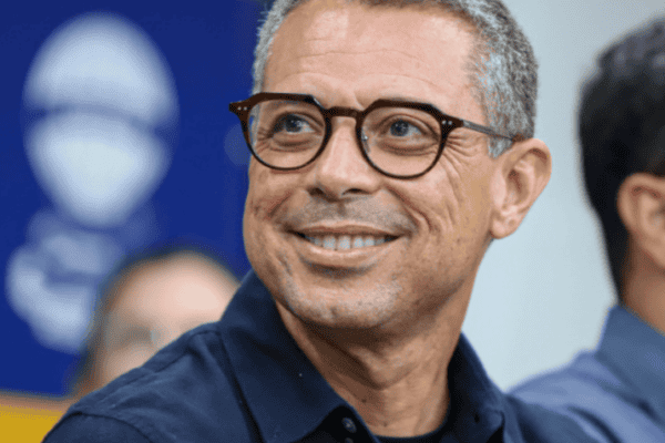 Fábio Mitidieri atinge 43% e mantém liderança na corrida pelo governo de Sergipe