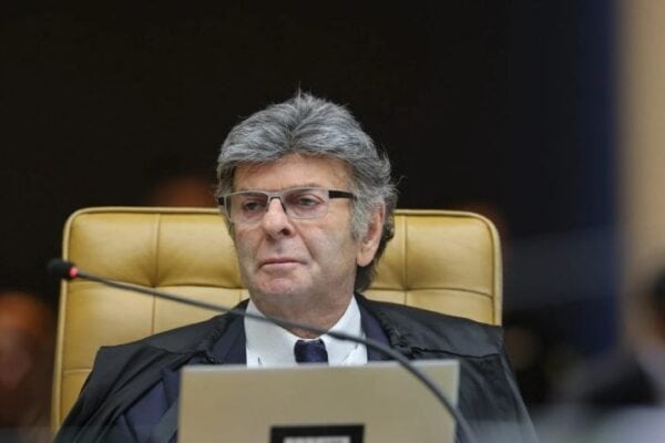 Fux assume relatoria de ação que envolve Viviane Barci