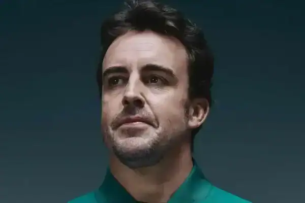 Fernando Alonso critica regras da F1: ‘Pilotar estes carros não é mais divertido’