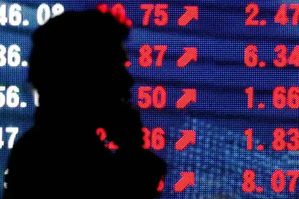 Bolsas da Ásia: Tóquio avança e Hong Kong recua; China, Seul e Taipé fechadas por feriado