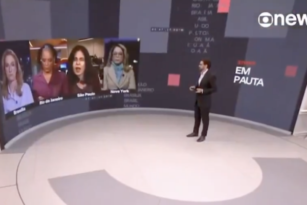 Jornalistas criticam retratação da GloboNews sobre declaração referente à padroeira