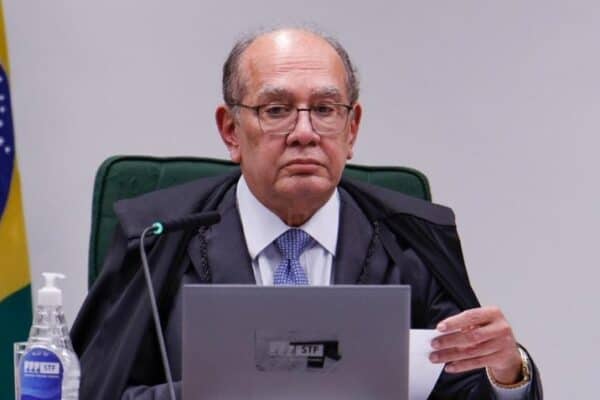 Gilmar comemora decisão do MPF de não investigar nem afastar Paulo Gonet