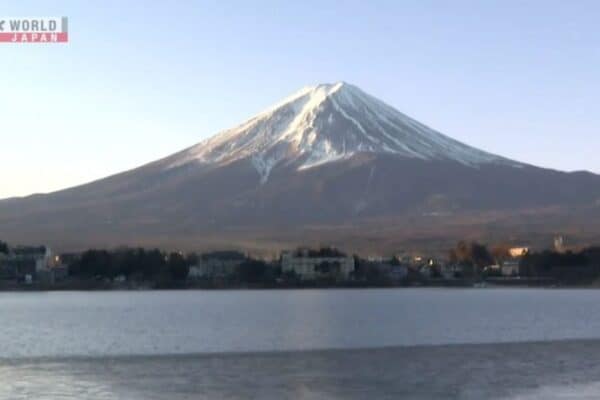 Japão cobrará por resgates de helicóptero no Monte Fuji