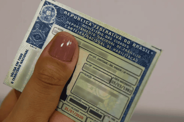 Contran amplia validade de CNH e ACC vencidas até 9 de dezembro de 2026