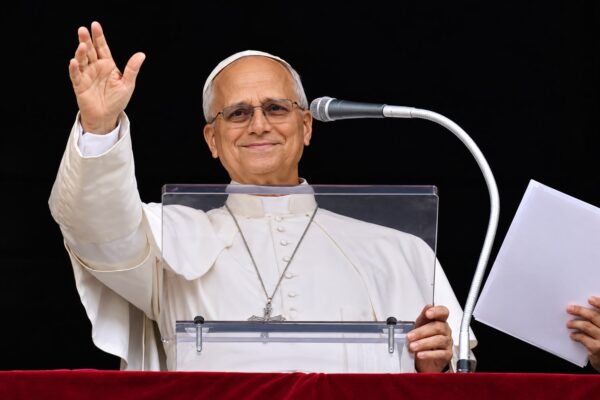 Deu certo! Papa Leão XIV não precisará de mais tratamento contra câncer após cirurgia